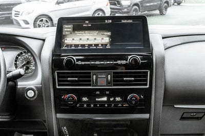 2024 INFINITI QX80 LUXE