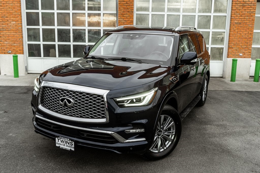 2024 INFINITI QX80 LUXE