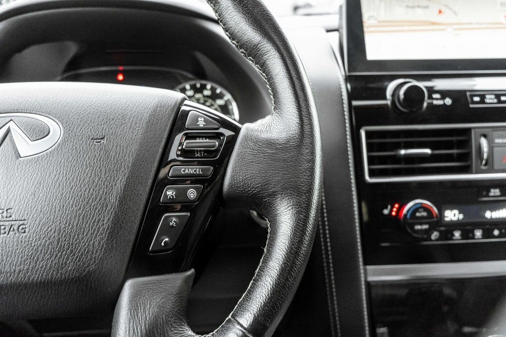 2024 INFINITI QX80 LUXE