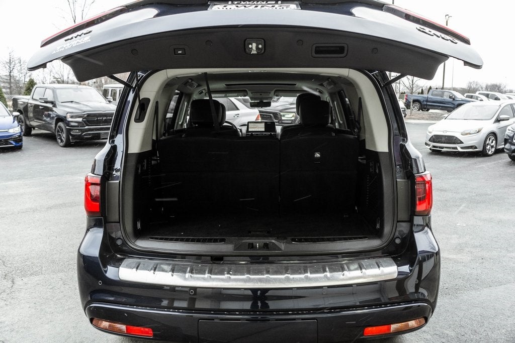 2024 INFINITI QX80 LUXE