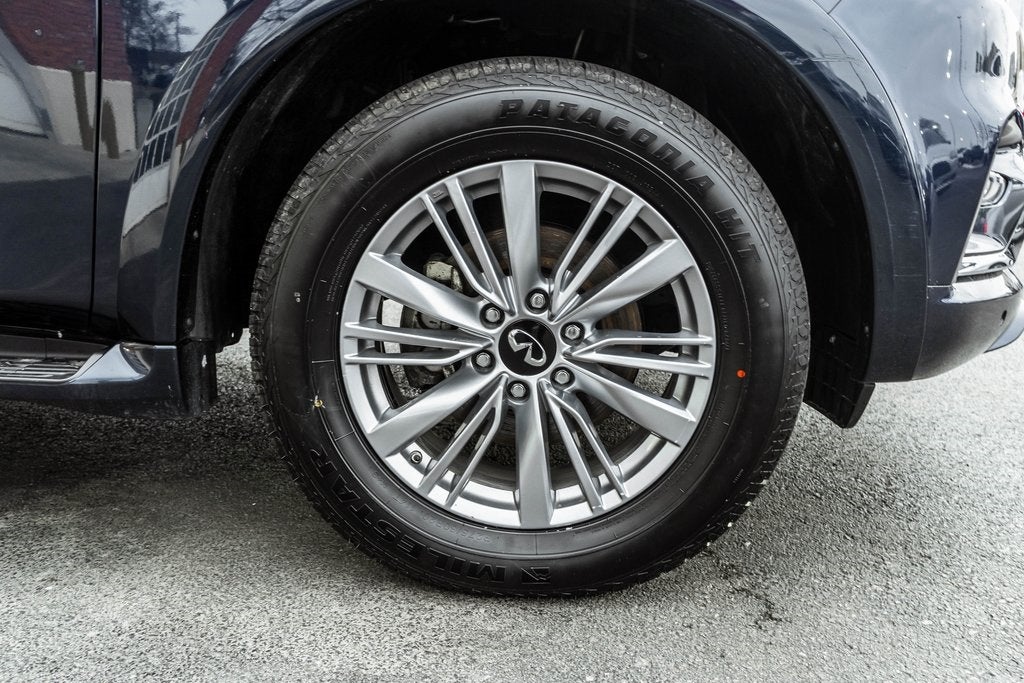 2024 INFINITI QX80 LUXE