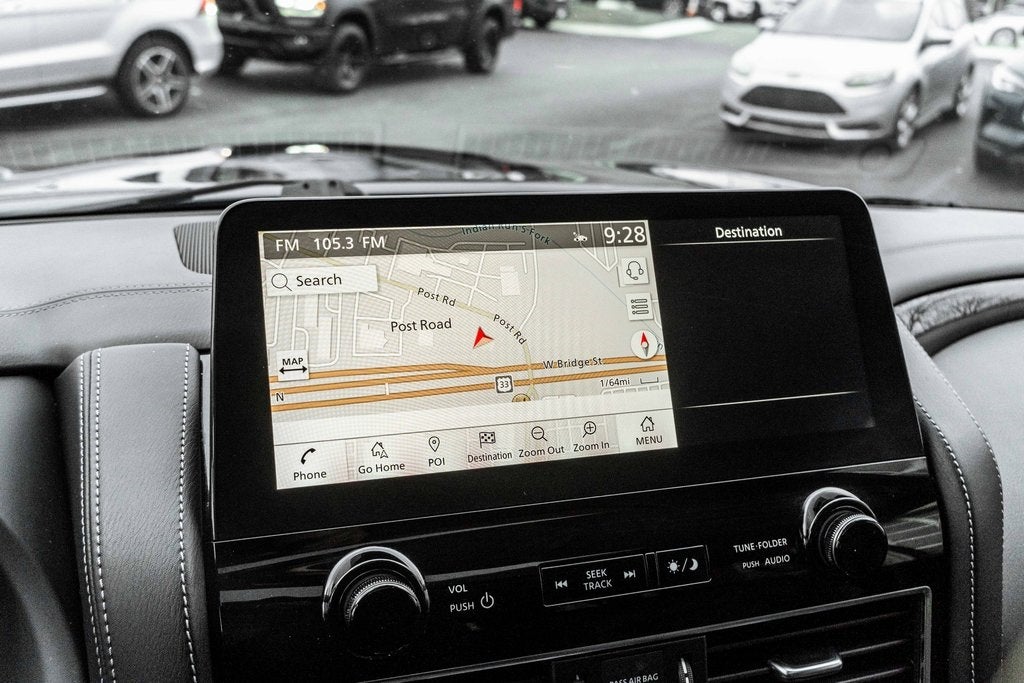 2024 INFINITI QX80 LUXE