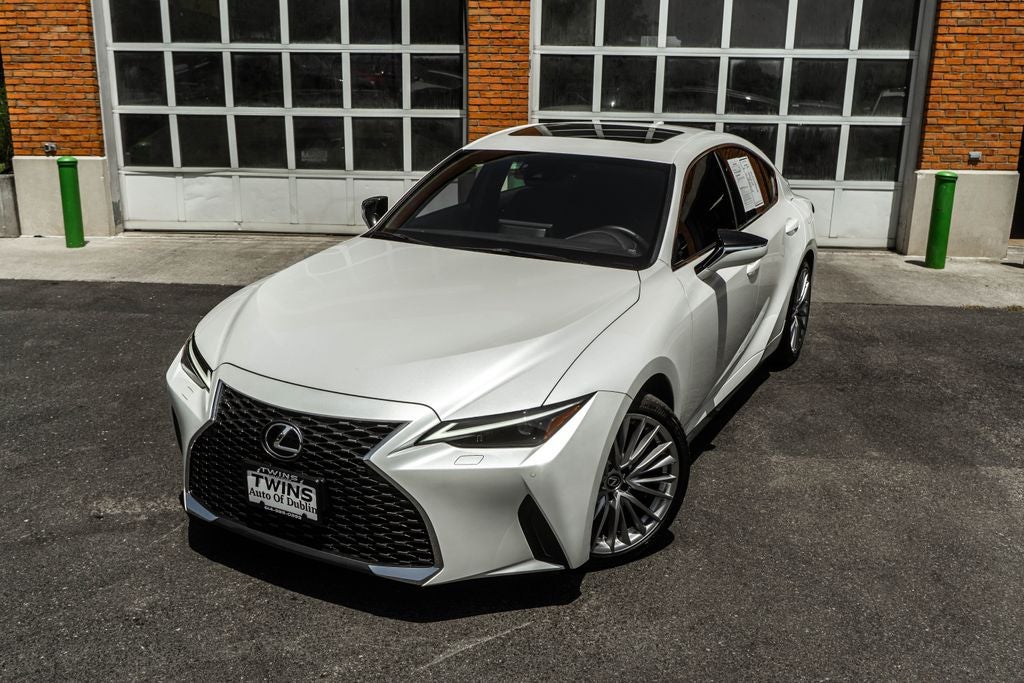 2024 Lexus IS 300