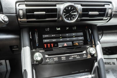 2024 Lexus IS 300