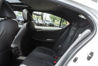 2024 Lexus IS 300