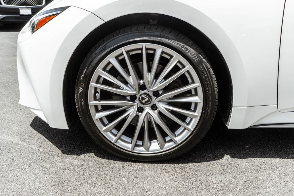 2024 Lexus IS 300