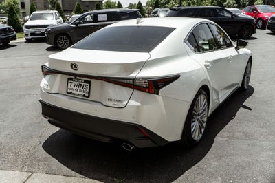 2024 Lexus IS 300