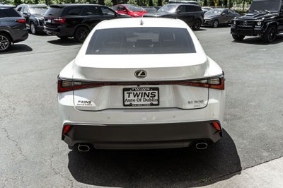 2024 Lexus IS 300