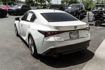 2024 Lexus IS 300