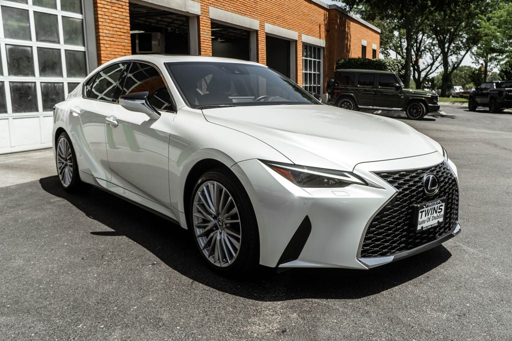 2024 Lexus IS 300