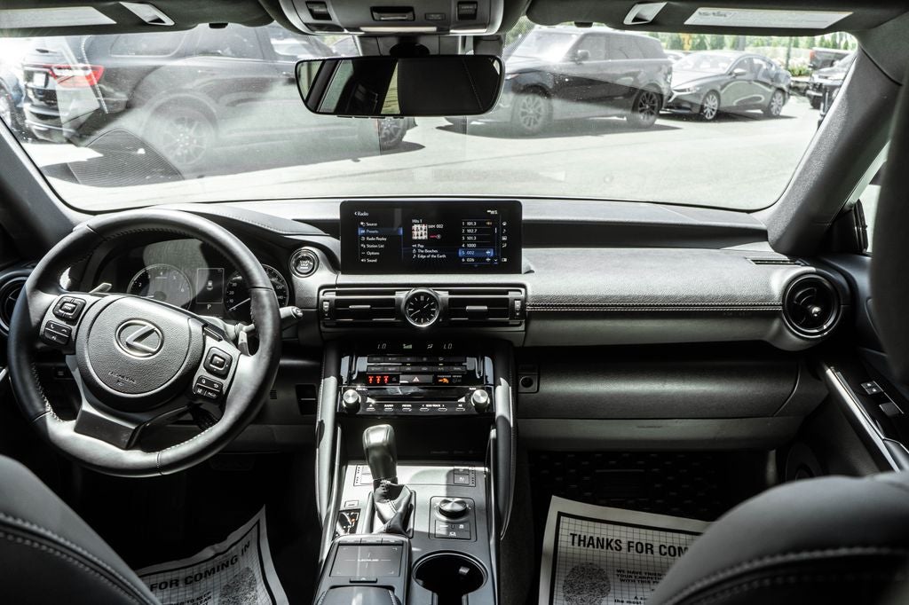 2024 Lexus IS 300