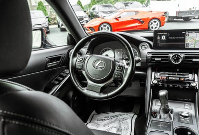 2024 Lexus IS 300