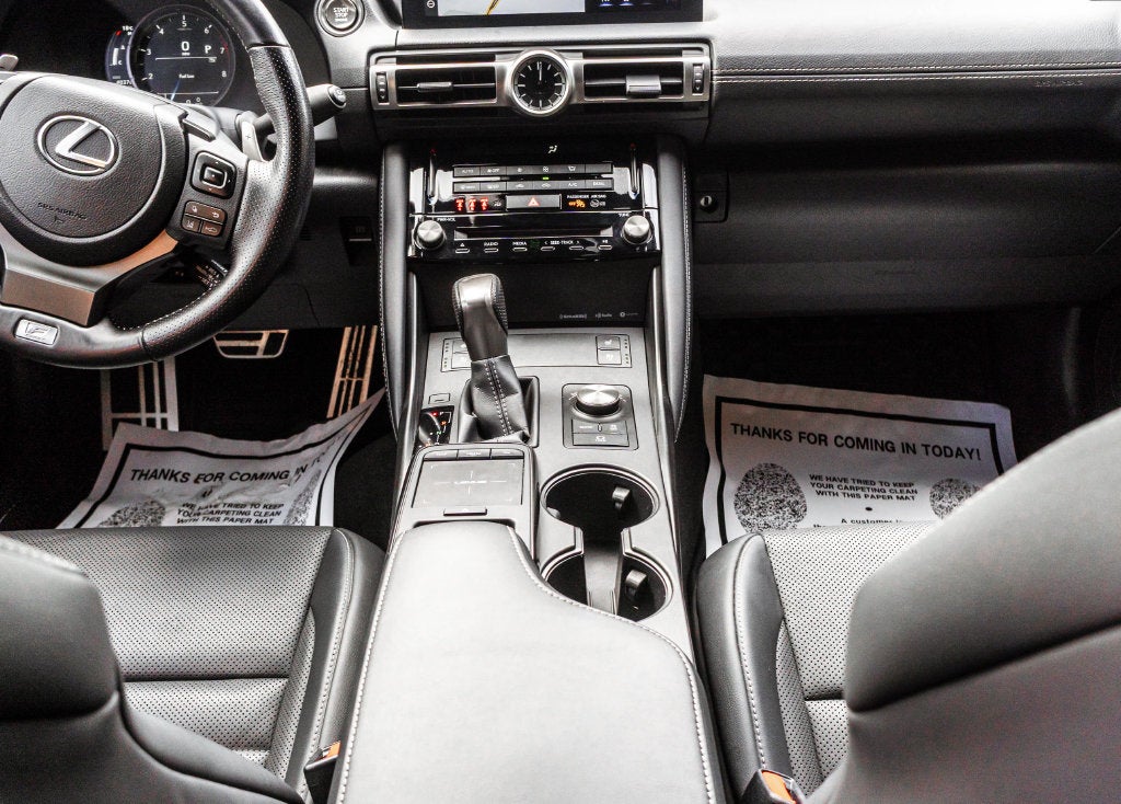 2022 Lexus IS 300 F-Sport
