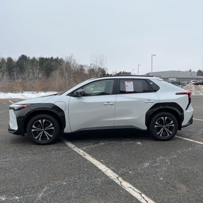 2024 Toyota bZ4X Base