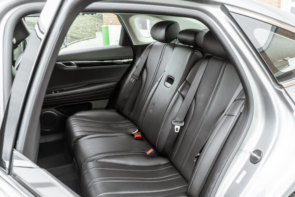 2023 Genesis G80 2.5T