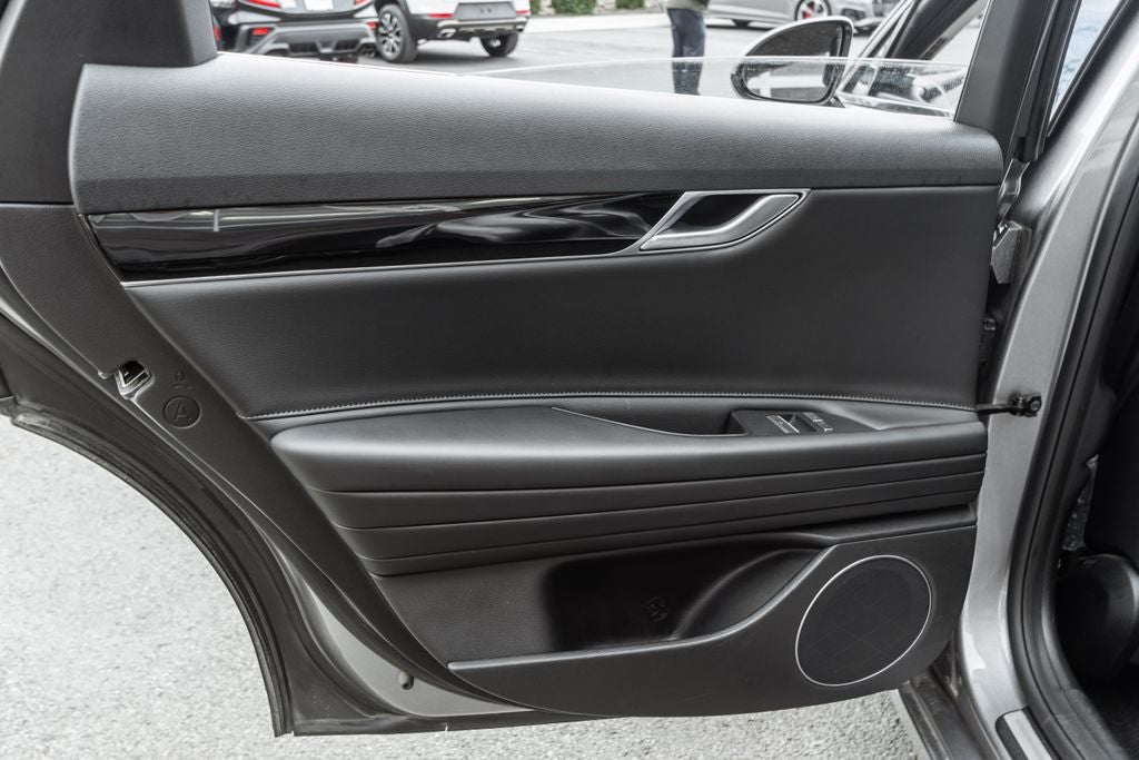 2023 Genesis G80 2.5T