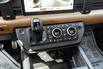 2023 Land Rover Defender 90 X-Dynamic SE