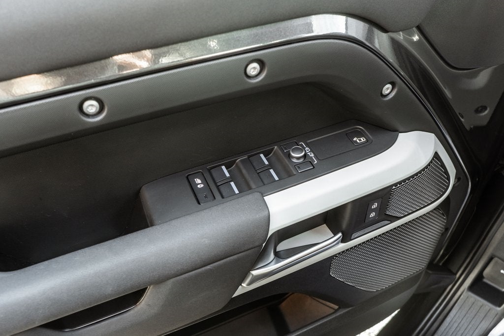 2023 Land Rover Defender 110 S