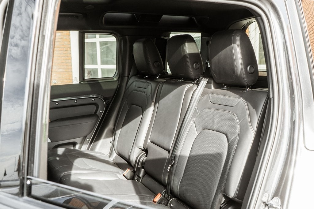 2023 Land Rover Defender 110 S