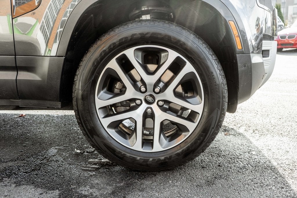 2023 Land Rover Defender 110 S