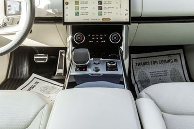 2023 Land Rover Range Rover SE
