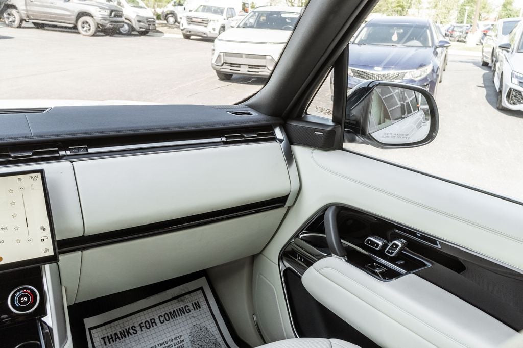 2023 Land Rover Range Rover SE