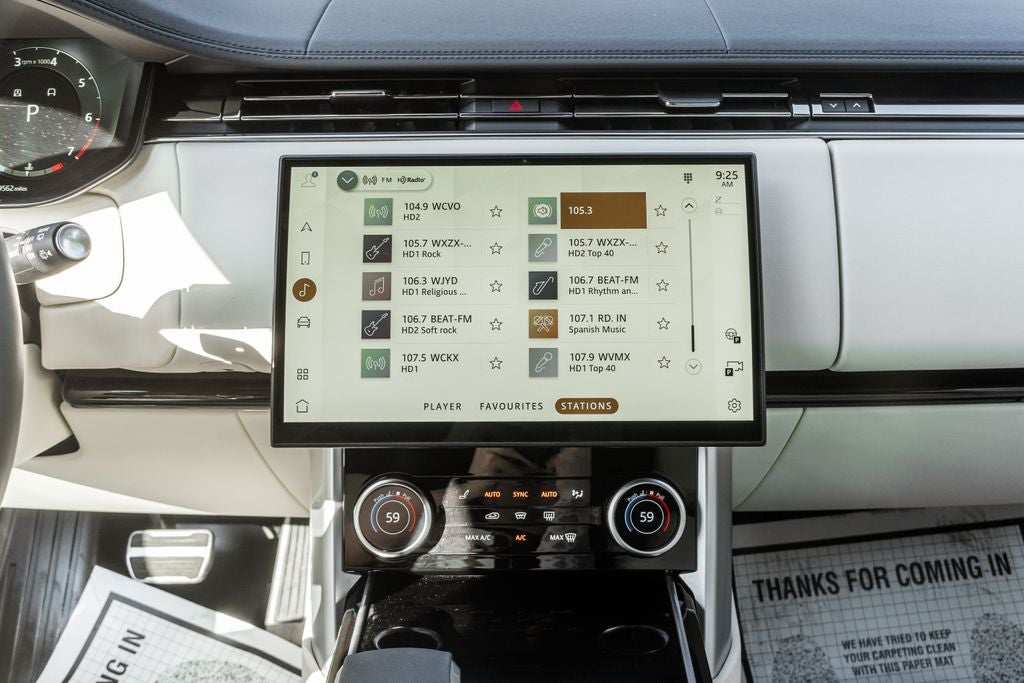 2023 Land Rover Range Rover SE