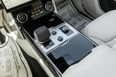 2023 Land Rover Range Rover SE
