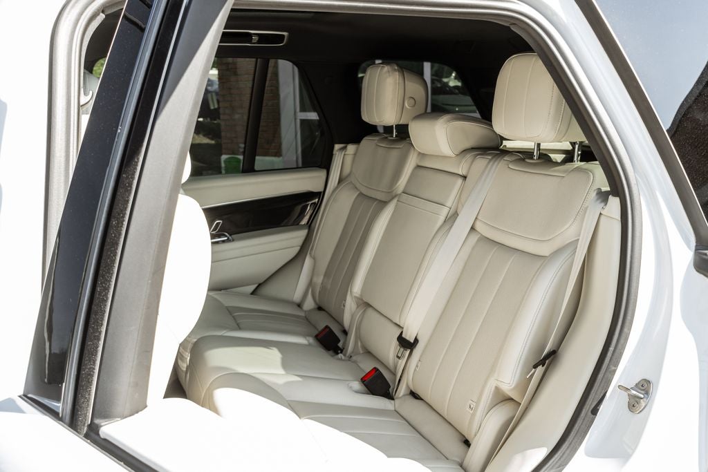2023 Land Rover Range Rover SE