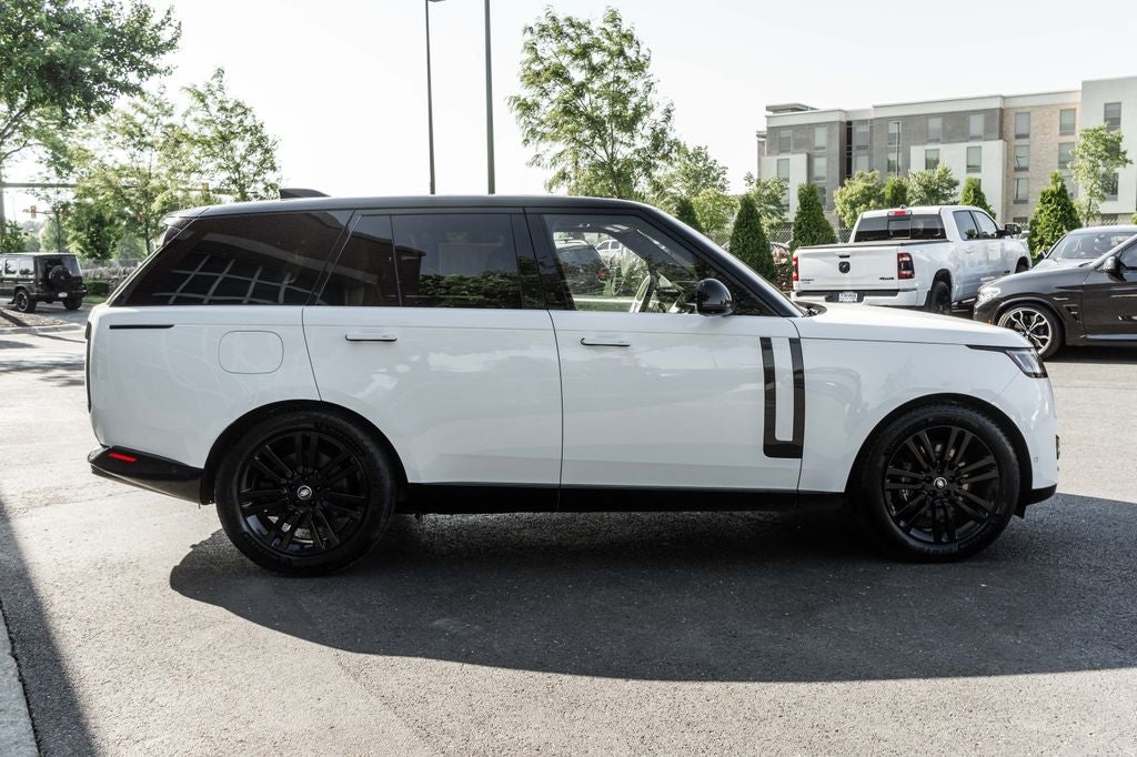 2023 Land Rover Range Rover SE
