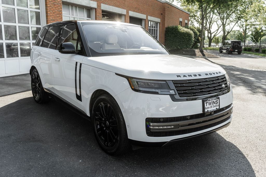 2023 Land Rover Range Rover SE