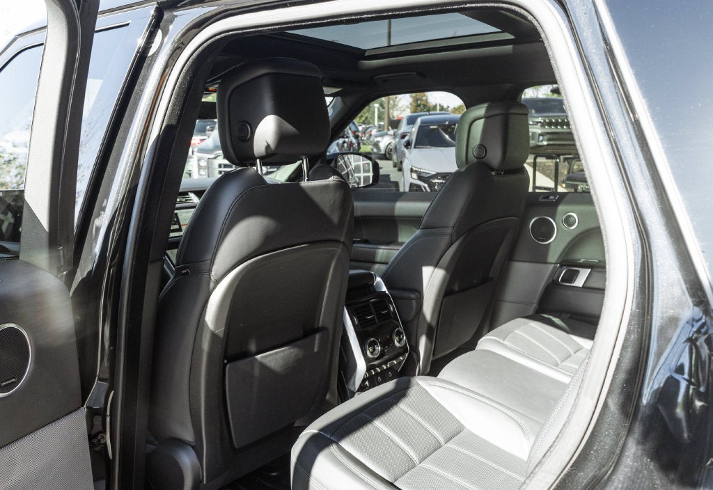 2022 Land Rover Range Rover Sport HSE Silver Edition