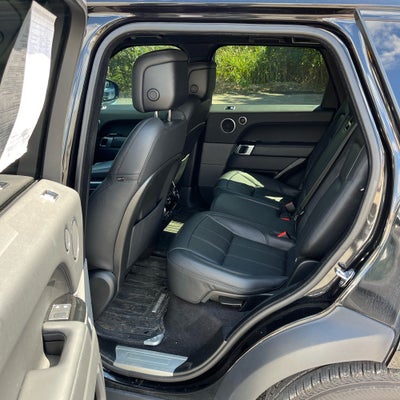 2022 Land Rover Range Rover Sport HSE Silver Edition