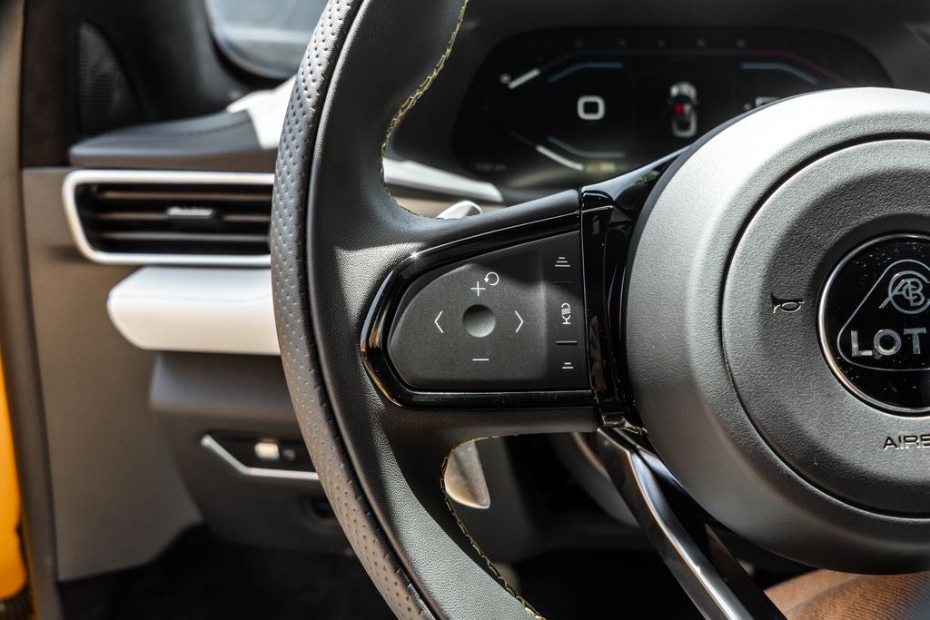 2024 Lotus Emira V6