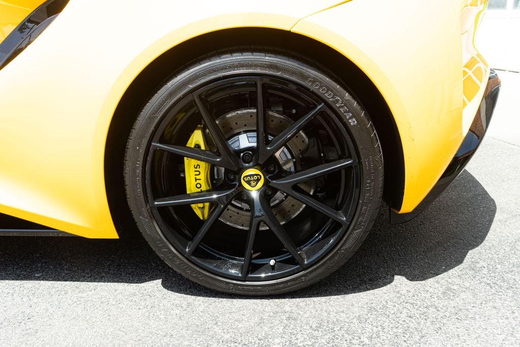 2024 Lotus Emira V6