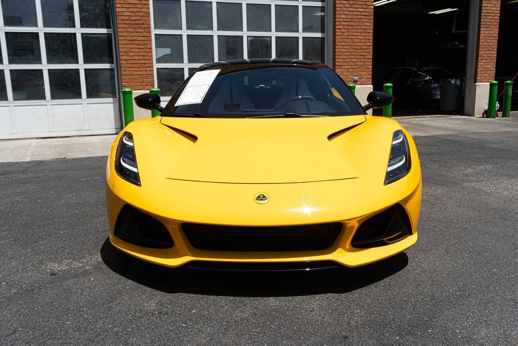 2024 Lotus Emira V6