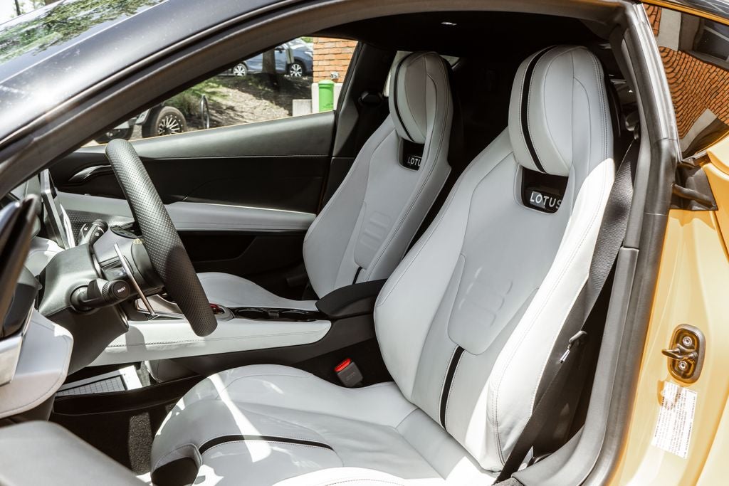 2024 Lotus Emira V6