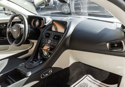 2018 Aston Martin DB11 Base