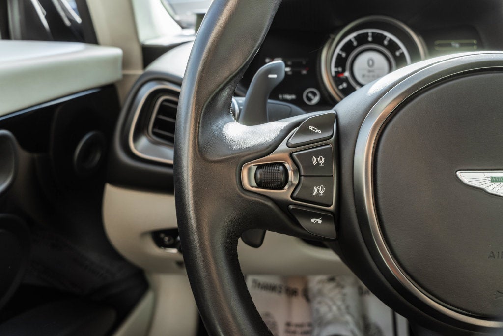 2018 Aston Martin DB11 Base