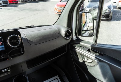 2025 Mercedes-Benz Sprinter 2500 Passenger 144 WB