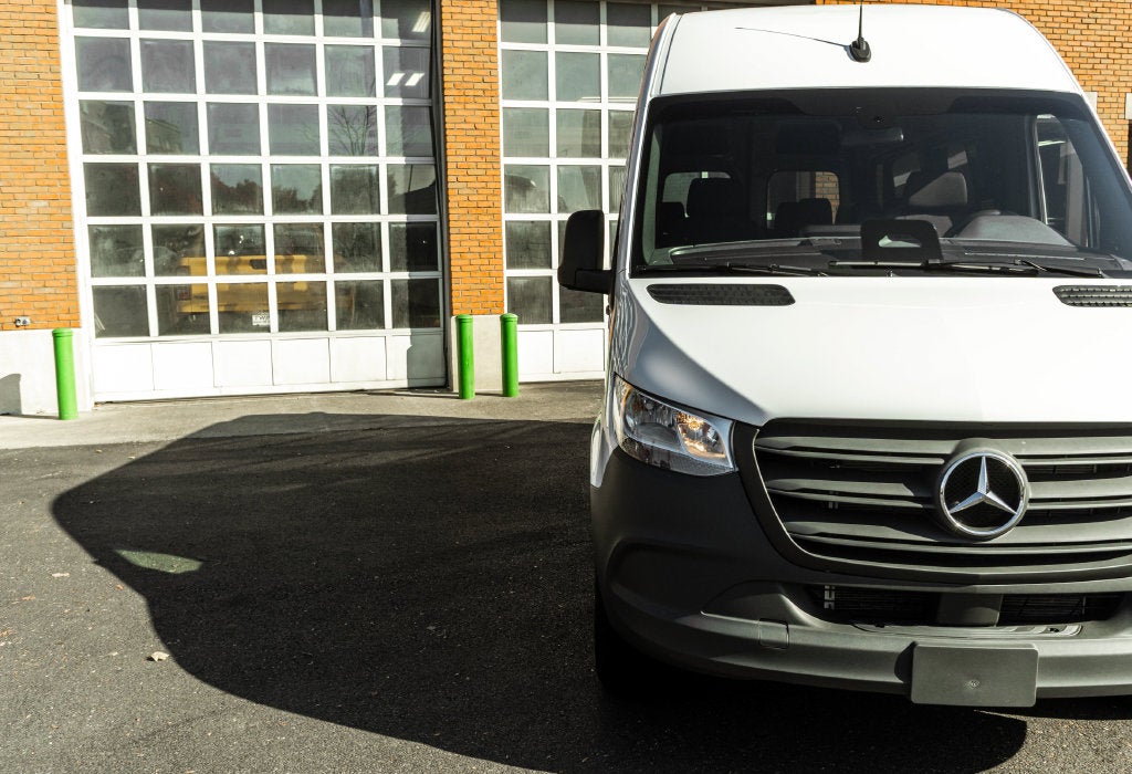 2025 Mercedes-Benz Sprinter 2500 Passenger 144 WB