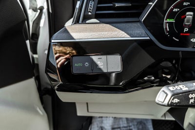 2024 Audi Q8 e-tron Premium quattro