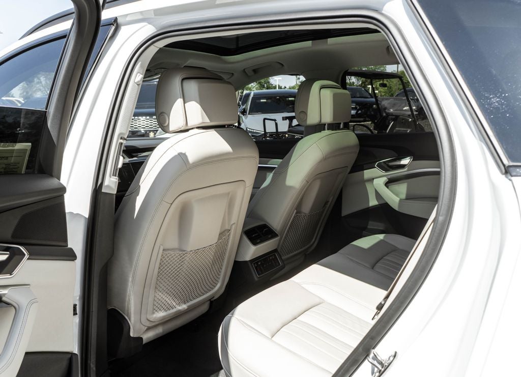 2024 Audi Q8 e-tron Premium quattro