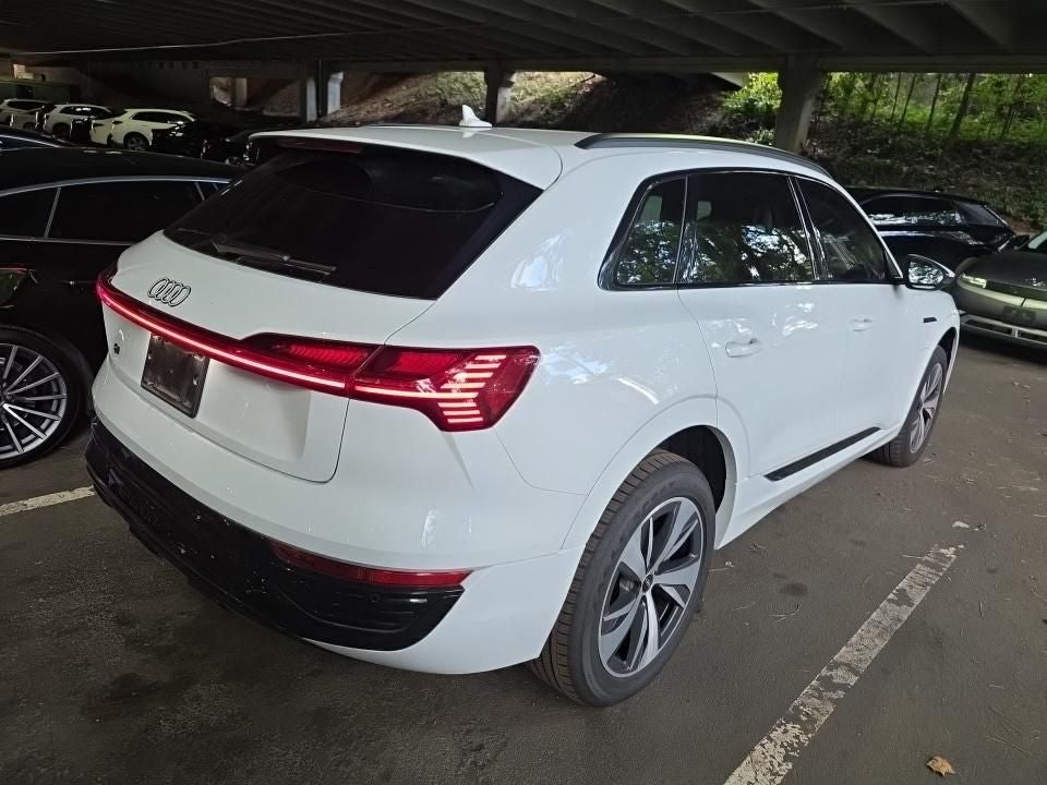 2024 Audi Q8 e-tron Premium quattro