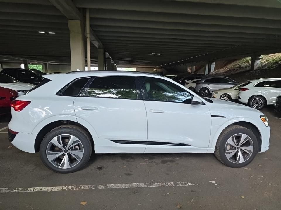 2024 Audi Q8 e-tron Premium quattro
