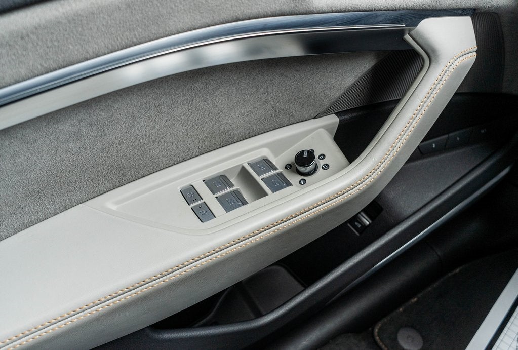 2024 Audi Q8 e-tron Prestige quattro