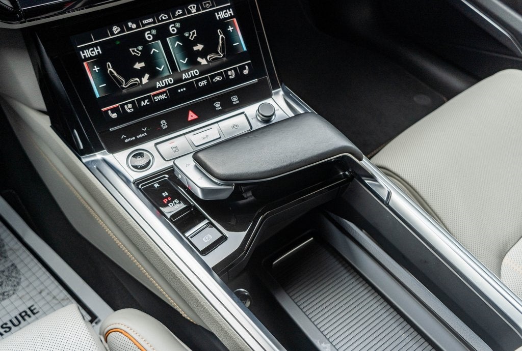 2024 Audi Q8 e-tron Prestige quattro