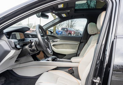 2024 Audi Q8 e-tron Prestige quattro