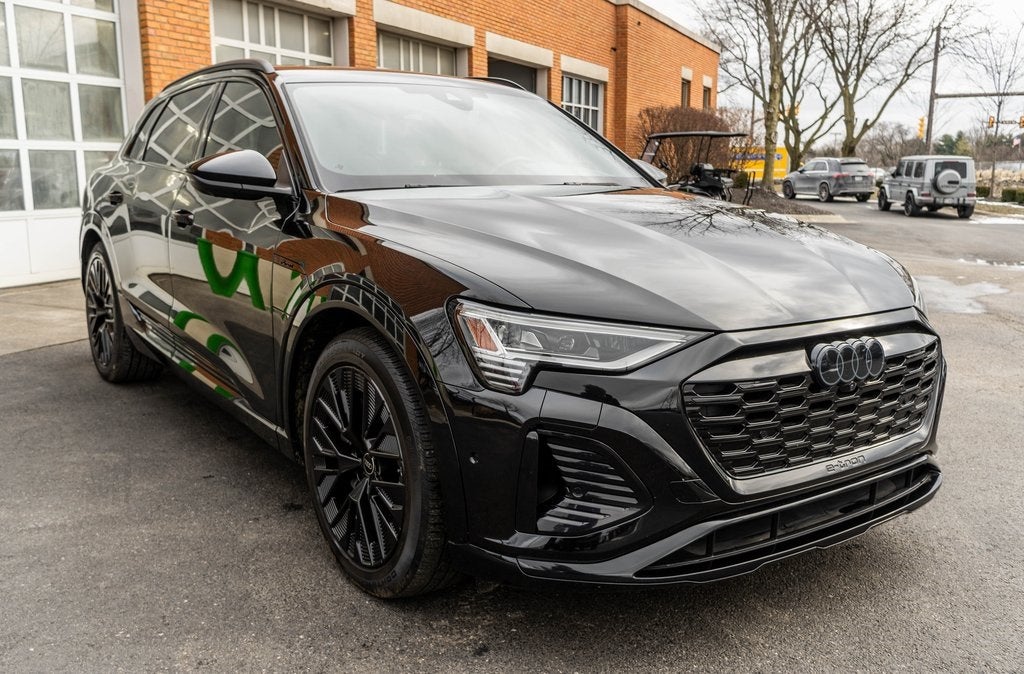 2024 Audi Q8 e-tron Prestige quattro