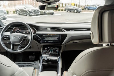 2024 Audi Q8 e-tron Prestige quattro